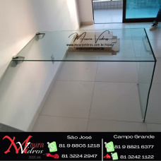 MESA DE VIDRO EM L FIXADA EM PAREDE E BASE  DE VIDRO COM COLAGEM UV