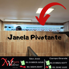 JANELA PIVOTANTE DE BANHEIRO