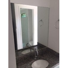 instalação de espelho colado