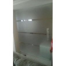 PORTA DE CORRER GIGANTE SOB MEDIDA PARA APARTAMENTO COM ADESIVO JATEADO
