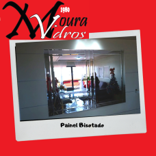 PAINEL ESPELHO BISOTADO