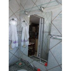 Espelhoc/ Botã Parafusado + Prateleira