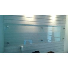 Painel De Vidro Instalado Com 06 Prolongadores