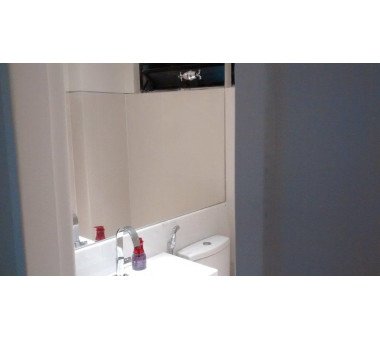 Espelho De Banheiro Com Recorte De Registro